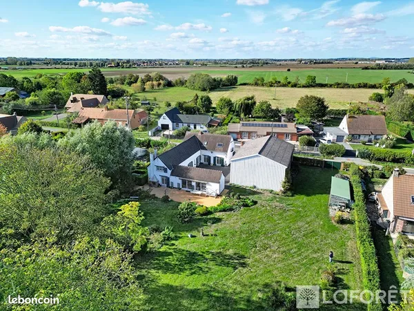 Maison 6 pièces 220 m²