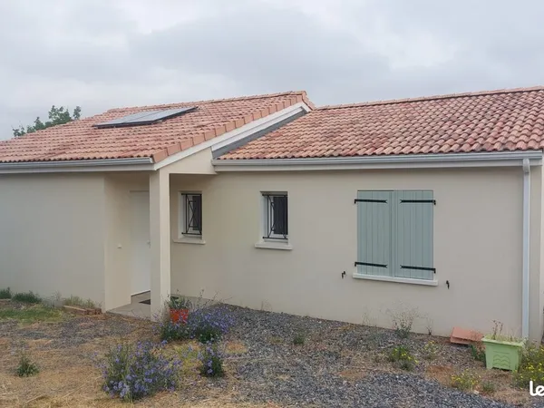 Villa meublée de plain-pied T4 avec jardin et climatisation à Lectoure
