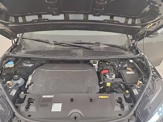 Peugeot 3008 electrique 210 ch 73 kwh — photo 32