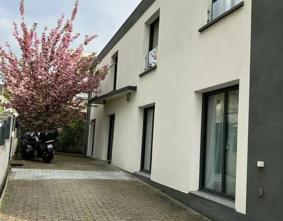 Maison 6 pièces 287 m²