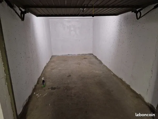 Garage Box les Hautains [St Genis Pouilly]