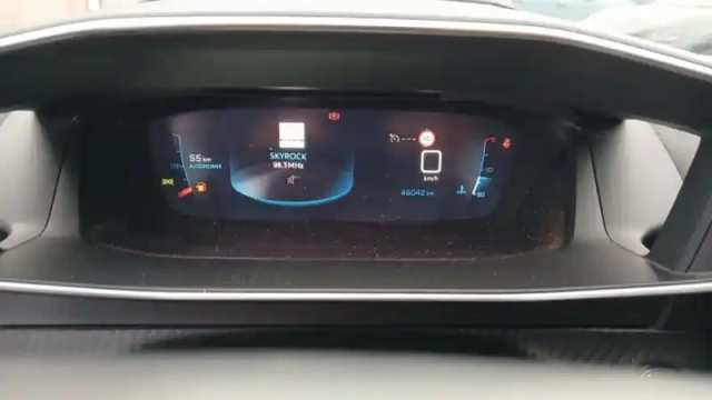 Peugeot 208 puretech 100 s&amp;s bvm6 — photo 120
