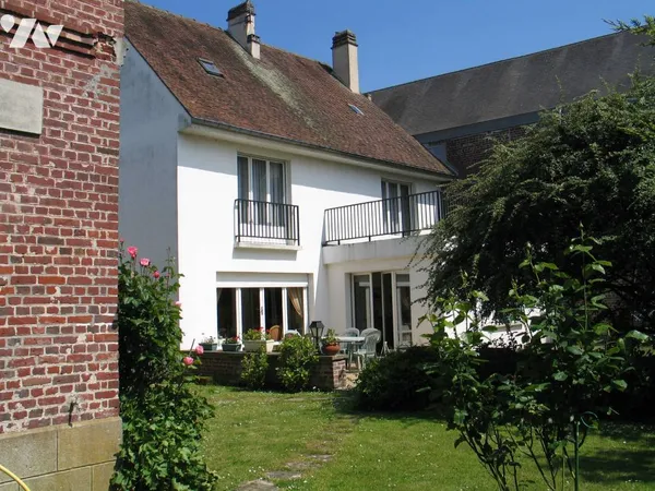 Maison 6 pièces 180 m²