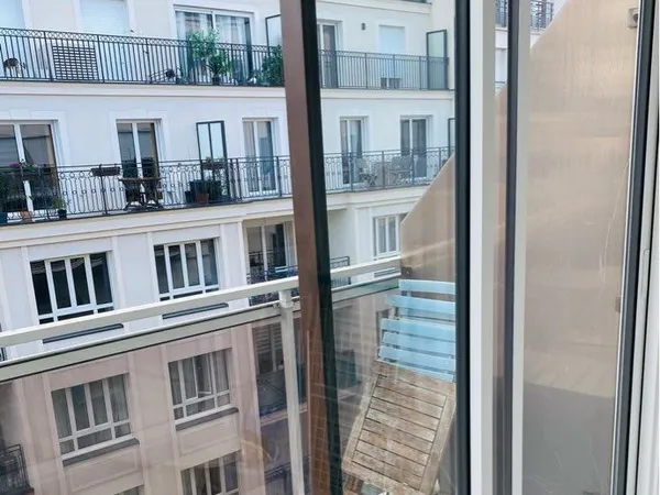Studio 14 m² lumineux - Puteaux / La Défense - Vue dégagée