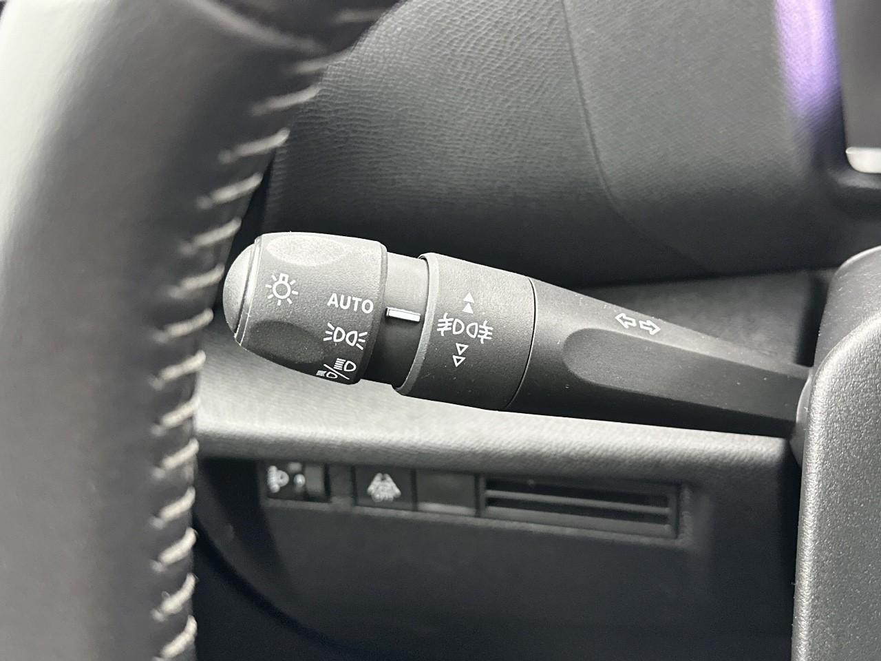 Citroën C4 puretech 130 s&s eat8 feel — photo 17