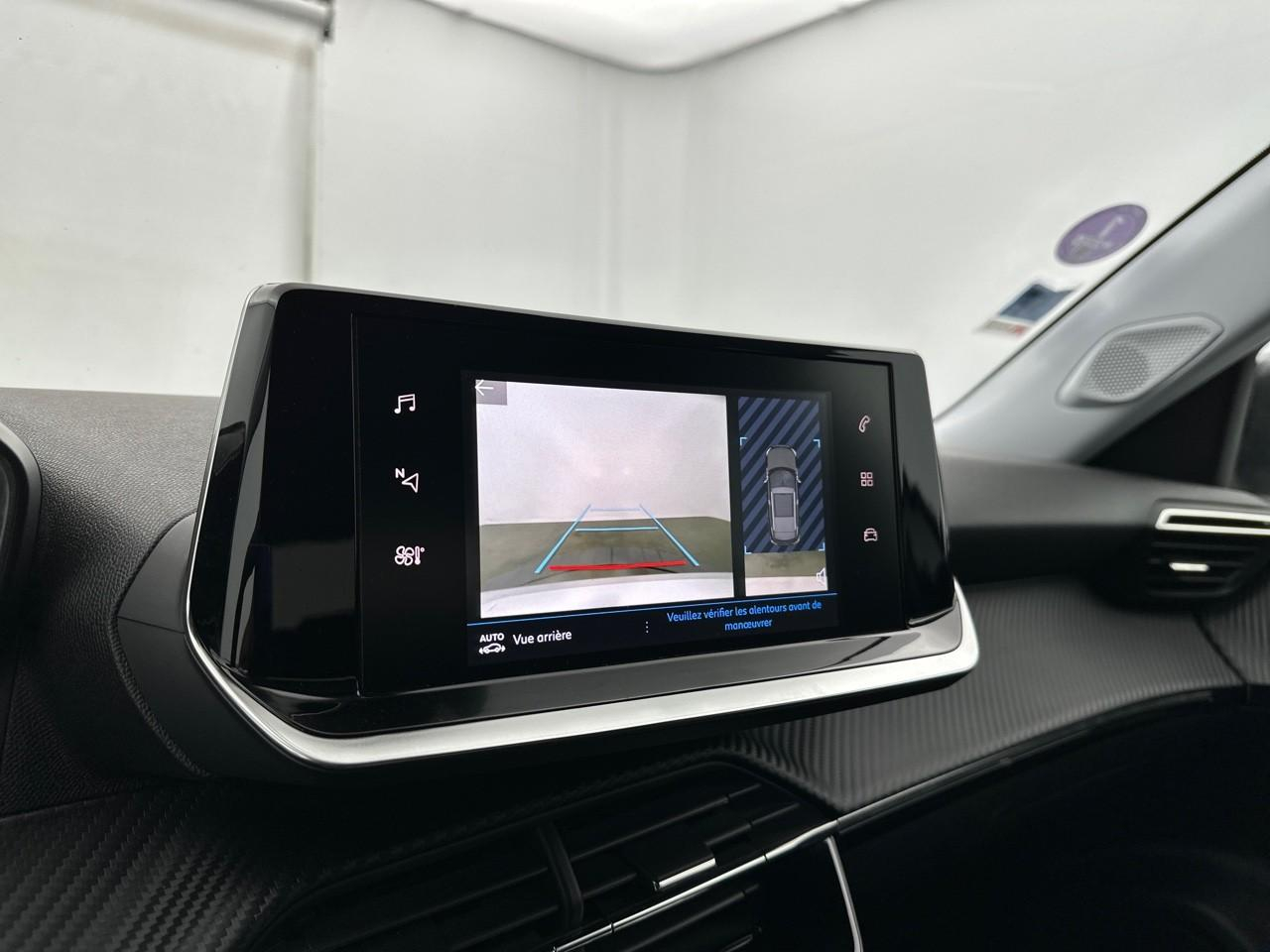 Peugeot 2008 puretech 130 s&s bvm6 style — photo 25