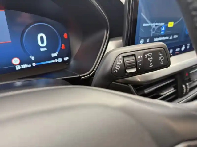 Ford Focus 1.5 ecoblue 115ch titanium x business bva8 — photo 18