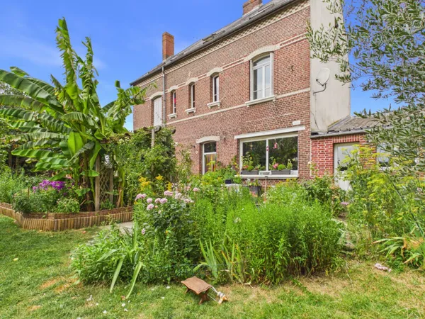 Maison 15 pièces 322 m²