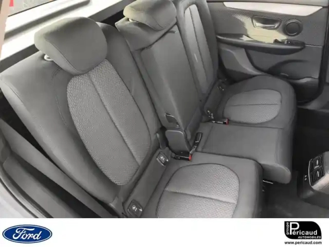 Bmw Serie 2 active tourer 216i 109 ch — photo 9