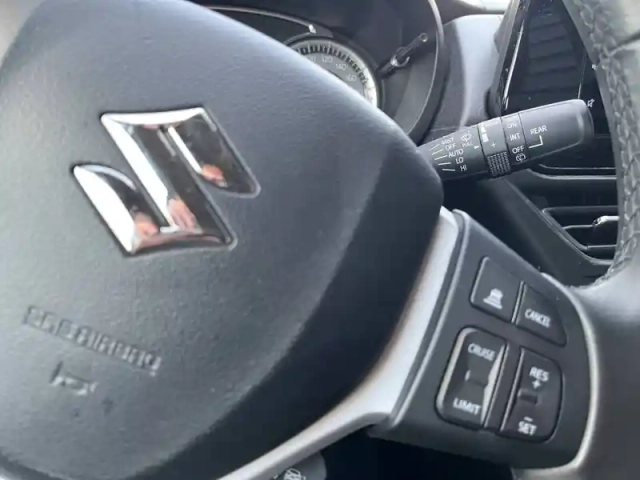 Suzuki S-Cross 1.4 boosterjet hybrid — photo 53