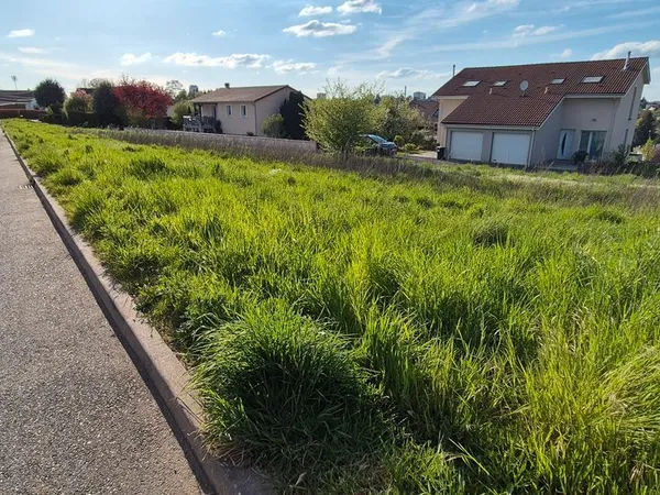 Terrain 1100m2 situé à Epinal-Razimont