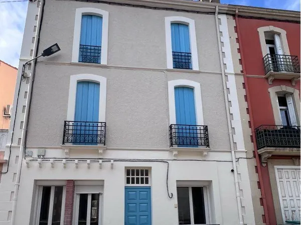 Immeuble de rapport 9 pièces 180 m²