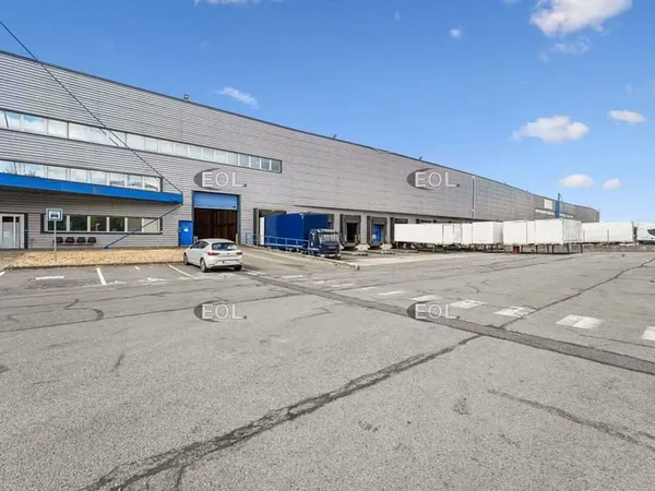 Entrepôt 6200 m²