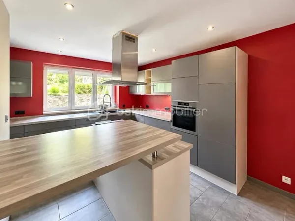 Maison 5 pièces 120 m²