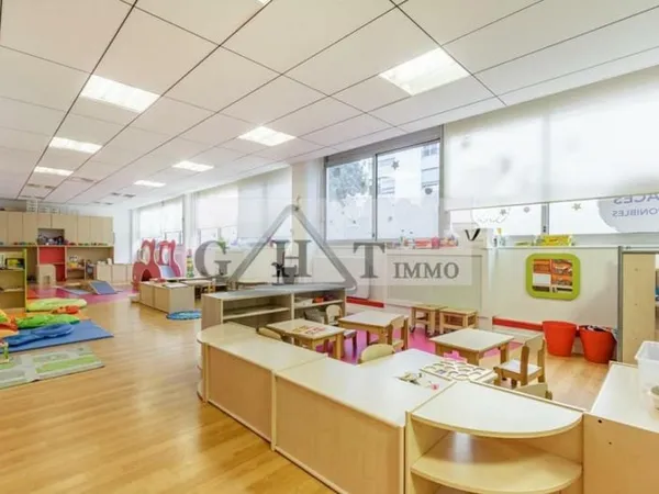 A VENDRE 360M2 VINCENNES