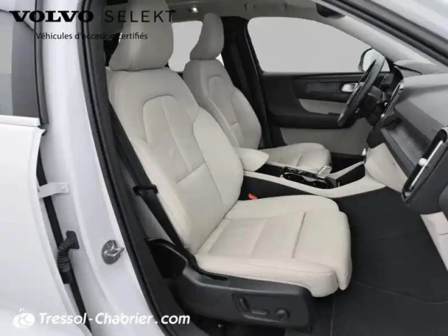 Volvo Xc40 t4 recharge 129+82 ch dct7 ultimate — photo 9
