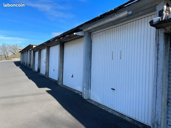 Garages ou box de stockage secteur la Corniche