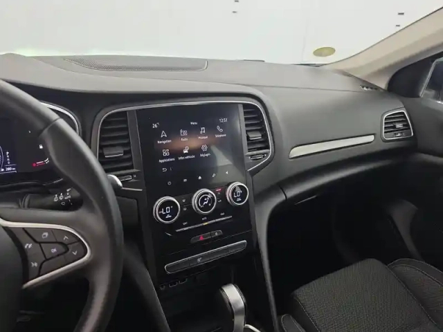 Renault Megane iv estate blue dci 115 edc — photo 364