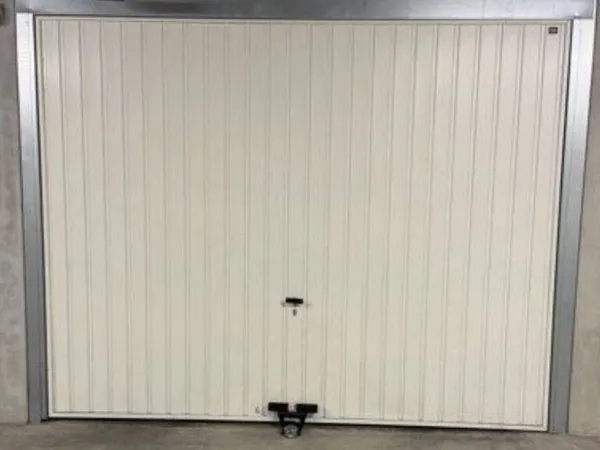 Parking 14 m²