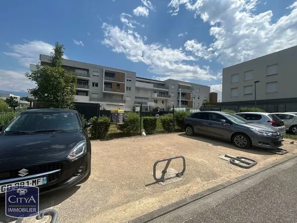 Stationnement Vente Varces-Allières-et-Risset 4000€