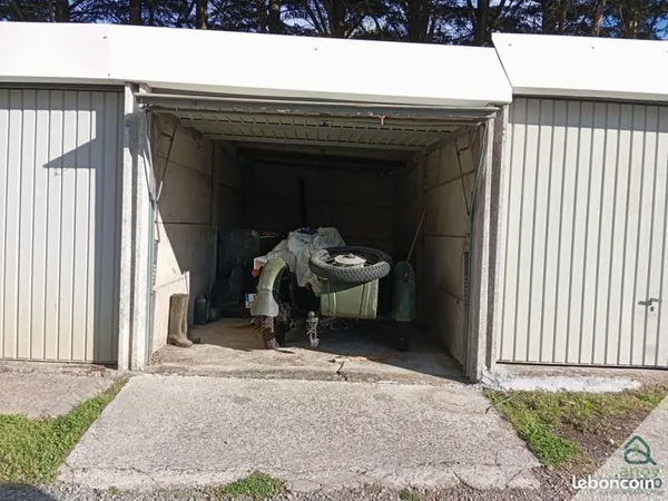 Parking/box 13 m² Tours