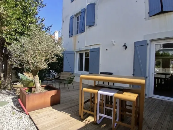 APPARTEMENT 3 PIÈCES