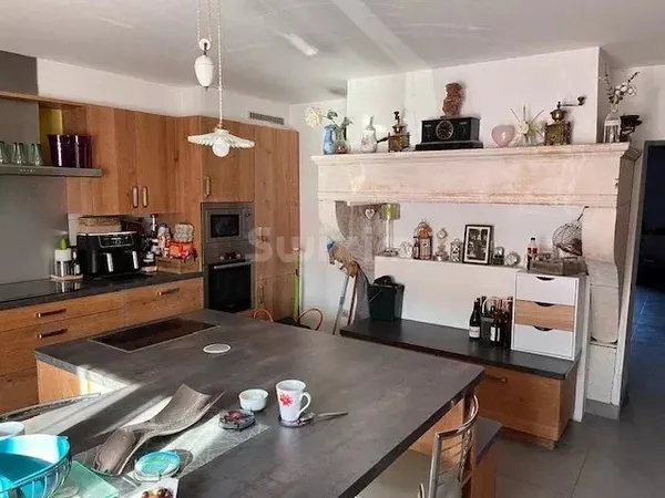 Maison 4 pièces 144 m²