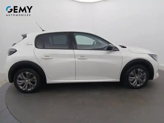 Peugeot 208 electrique 50 kwh 136ch — photo 4