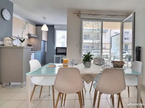 Loue appartement (jusqu'à 4 personnes)