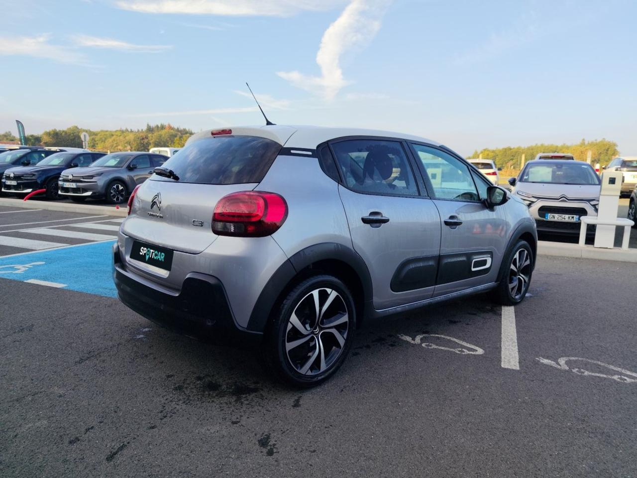 Citroën C3 puretech 110 s&s bvm6 shine — photo 6