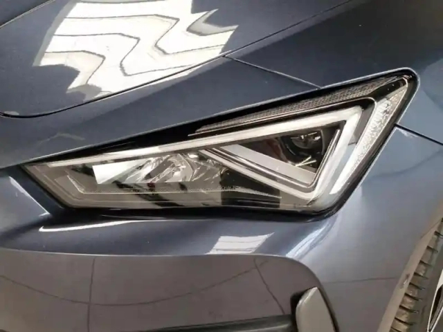 Cupra Leon 1.4 e-hybrid 204ch v dsg6 — photo 11