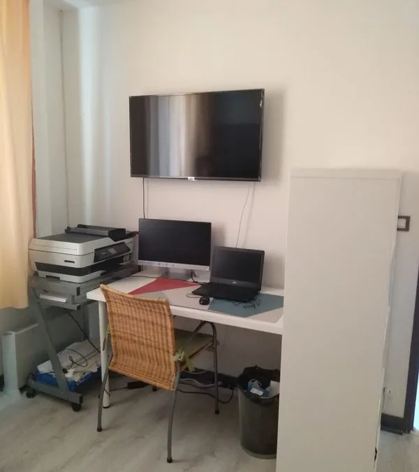 Photo 3