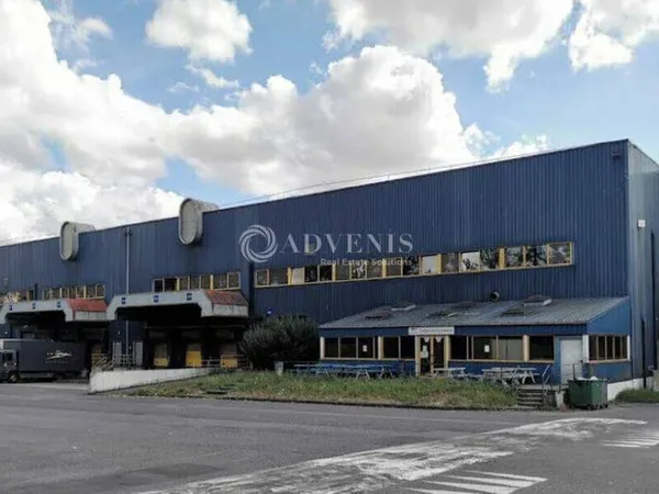 Entrepôt 3980 m²