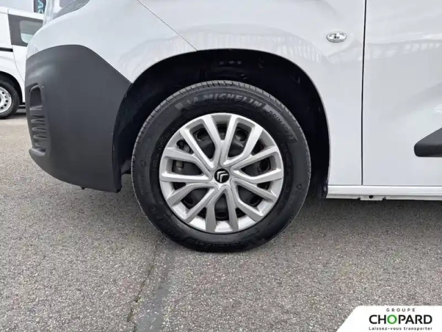 Citroën Berlingo e- taille m 136 ch 100 kwh automatique — photo 12