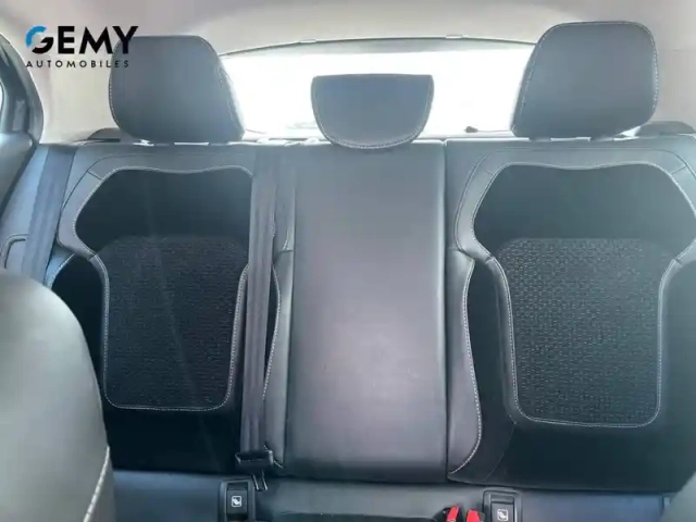 Renault Megane mégane iv berline dci 165 energy edc — photo 13
