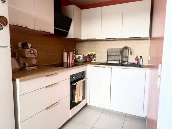 T2 45 m² non meublé, dernier étage avec balcon sans vis-à-vis et parking, Eysines