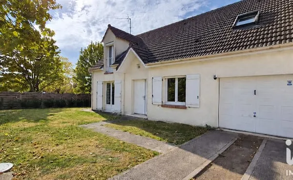 Maison 6 pièces 151 m²