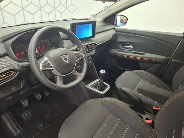 Dacia Sandero tce 90 - 22 — photo 9