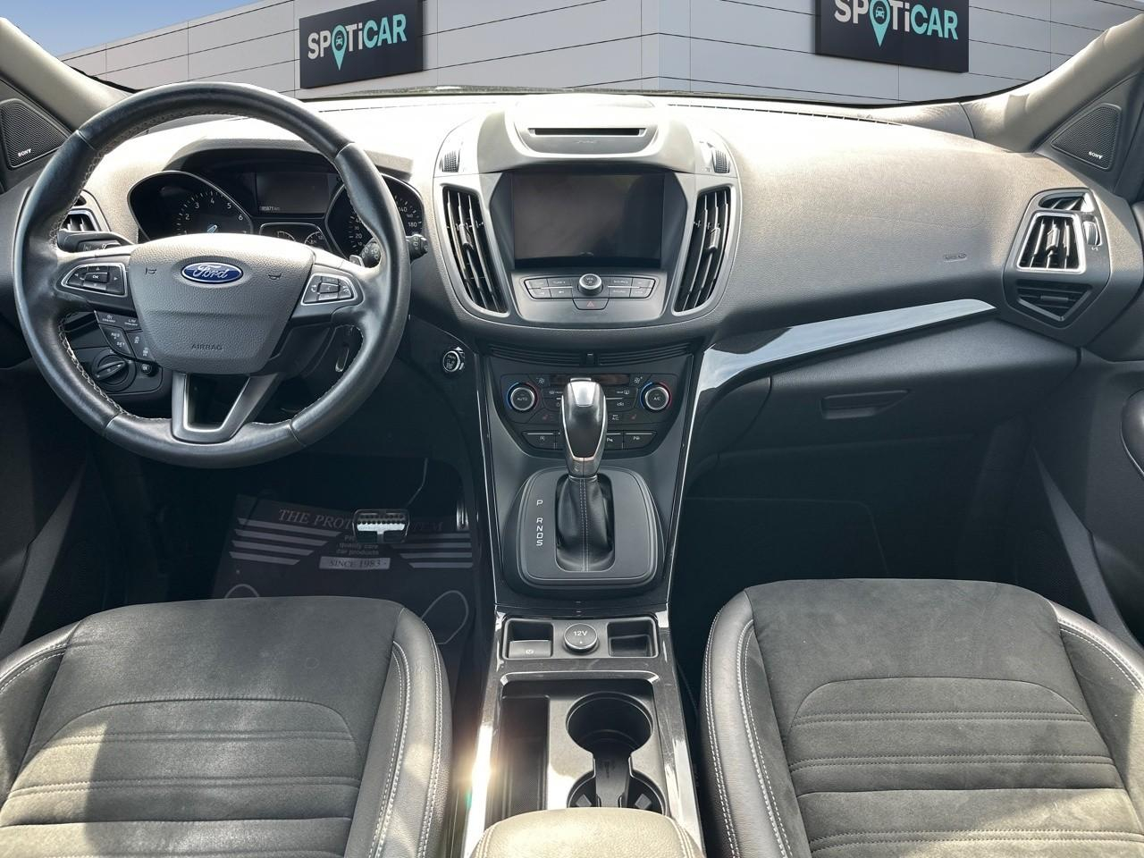 Ford Kuga 1.5 ecoboost 182ch stop&start st-line 4x4 bva — photo 8
