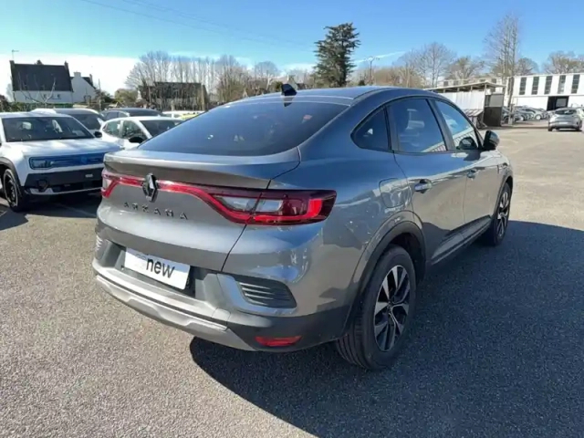 Renault Arkana mild hybrid 140 edc fap - 22 — photo 63