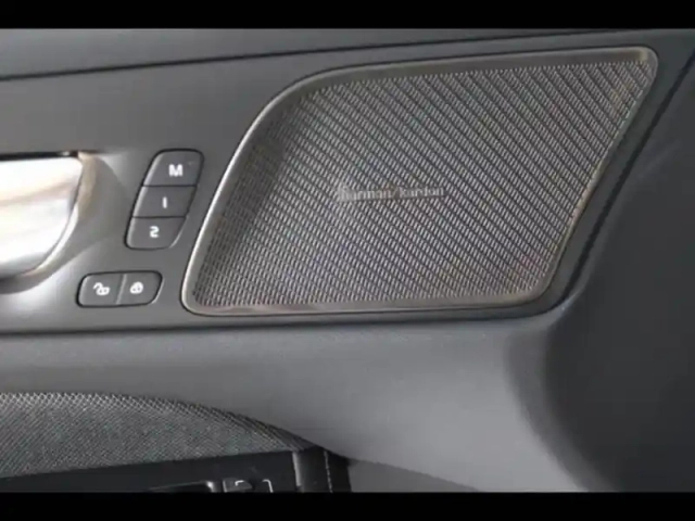 Volvo V60 t6 awd 253+145ch plus style dark geartronic 8 — photo 42