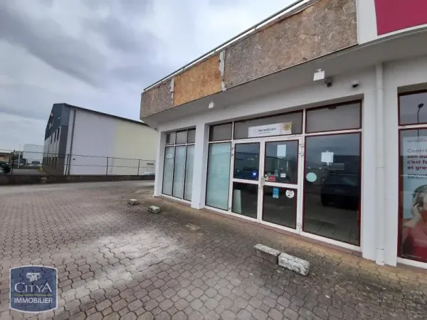 Local commercial 160 m²