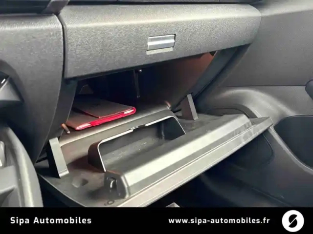 Citroën C4 e- 136 ch automatique — photo 32