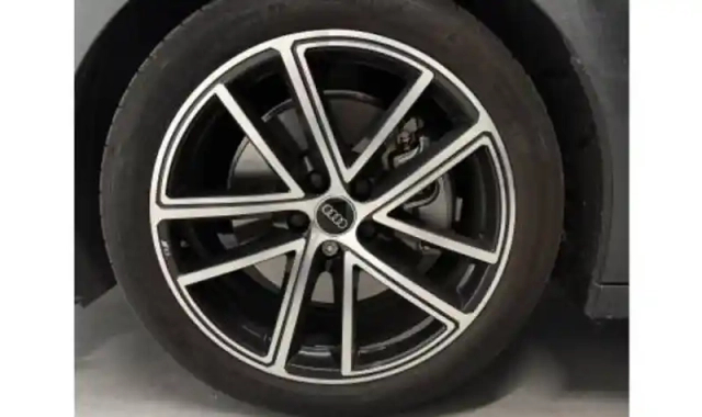 Audi A5 avant tdi hybride 204 ch s tronic 7 — photo 6