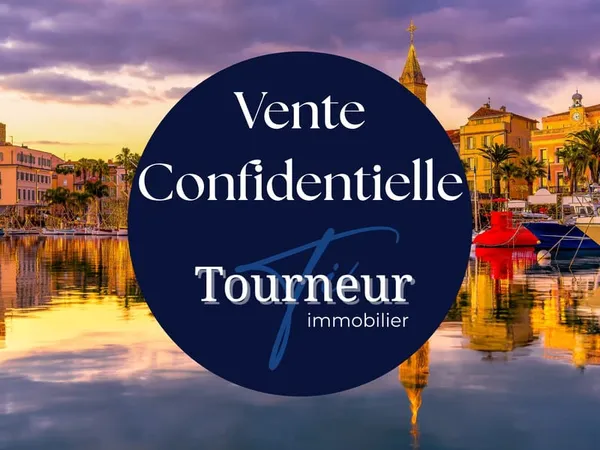 SANARY AU COEUR DU VILLAGE GRAND T1 GRAND COIN NUIT EN PARFA