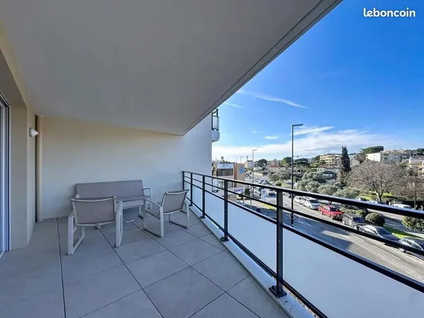 APPARTEMENT 2 PIECES MEUBLE - 44m²