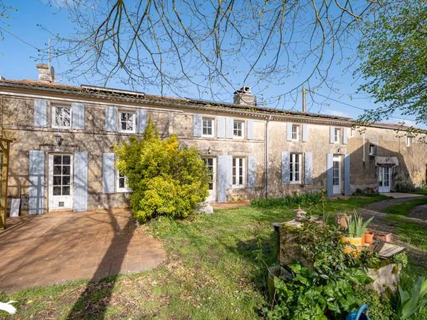 Maison 7 pièces 206 m²