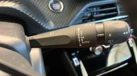 Peugeot 2008 1.2 PureTech 100ch S&S Allure — photo 24
