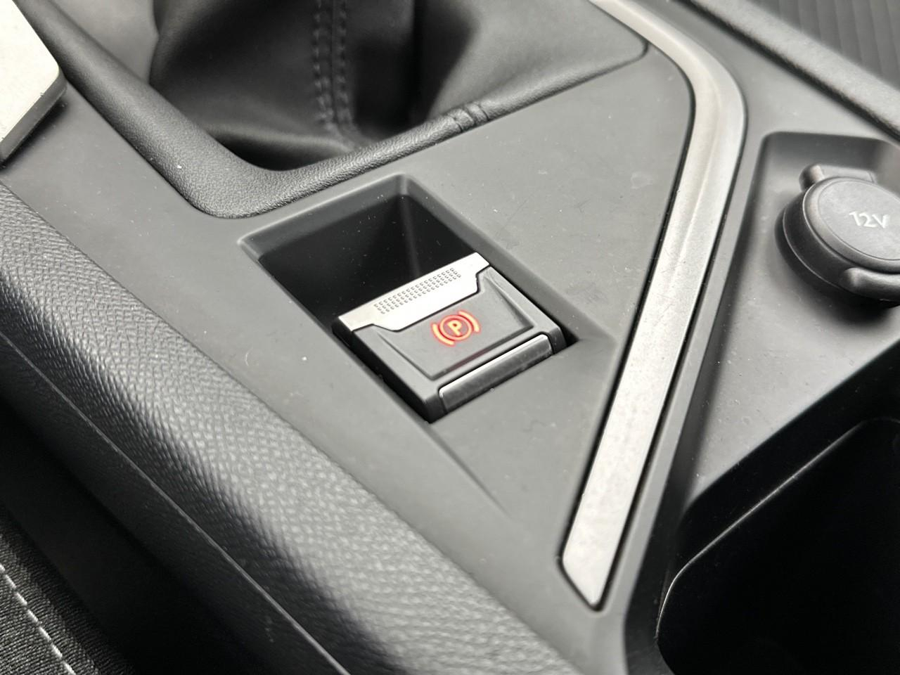 Peugeot 308 puretech 110ch s&s bvm6 active pack — photo 31