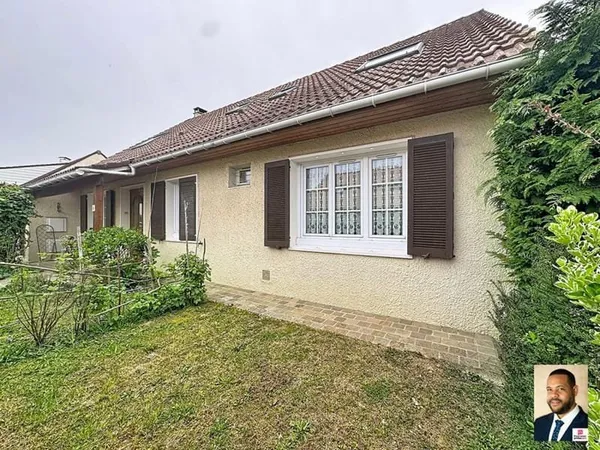 Maison Le Plessis Pate 7 pièce(s)